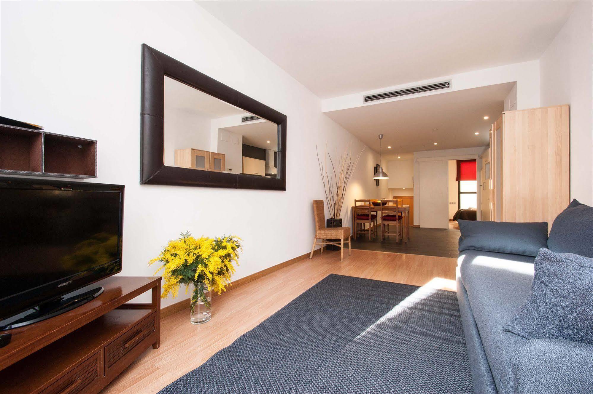 Short Stay Group Liceu Serviced Apartments Barcelona Exteriér fotografie