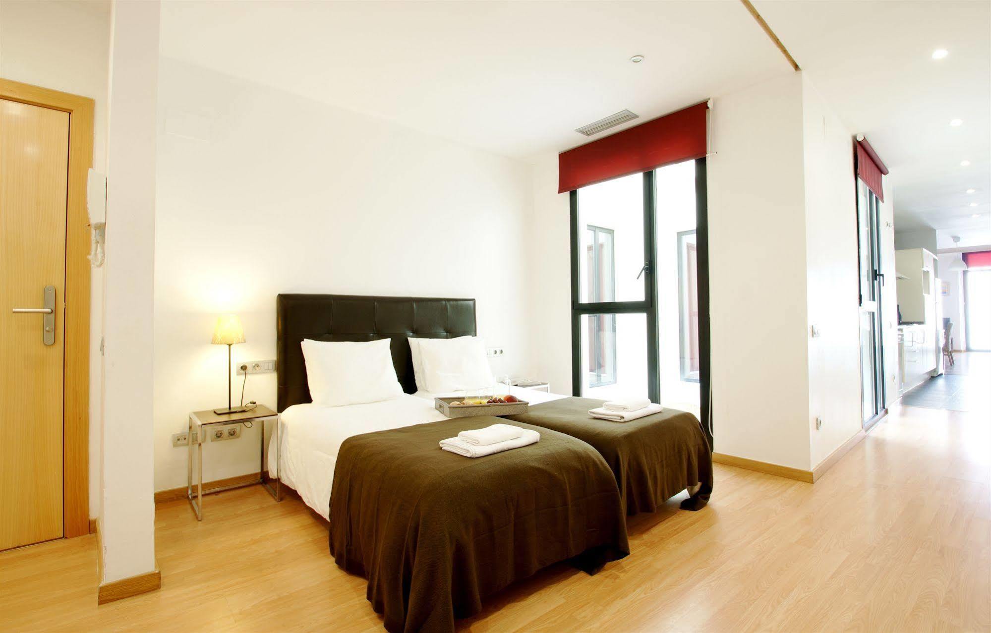 Short Stay Group Liceu Serviced Apartments Barcelona Exteriér fotografie